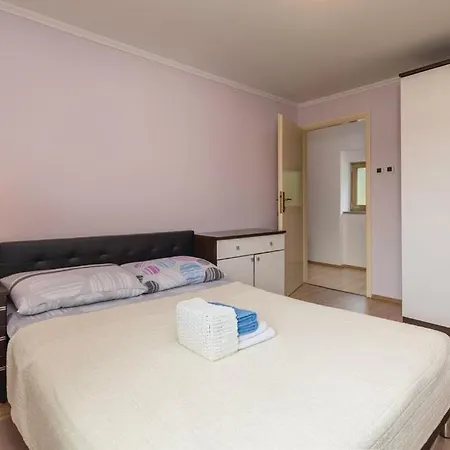 Spacious With Private Pool In Brest Pod Uckom * Lupoglav (Istria)