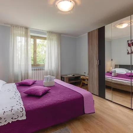 Villa Spacious With Private Pool In Brest Pod Uckom Lupoglav (Istria)